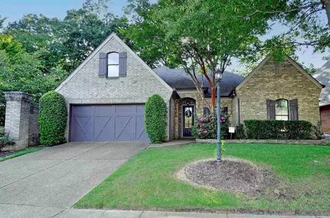 3055 Walker Springs Dr, Arlington, TN 38002
