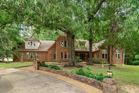 860 Dent Rd, Eads, TN 38028