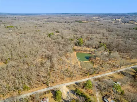 820 Seward Dr, Eads, TN 38028