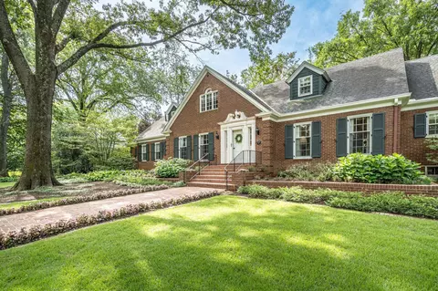 2963 Robin Rd, Memphis, TN 38111