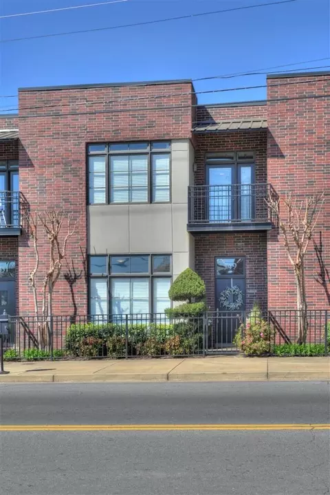 549 S Front St, Memphis, TN 38103 photo 1