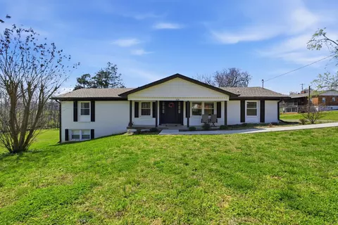 121 Cumberland Cir, Gallatin, TN 37066
