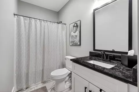 Bath - 132 Tenpenny Rd, Morrison, TN 37357 photo 3 of 6