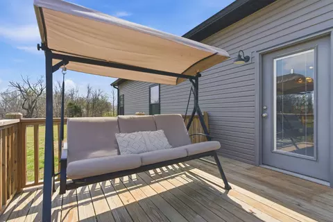 Exterior - 1502 Rock Bridge Rd, Bethpage, TN 37022 photo 6 of 12