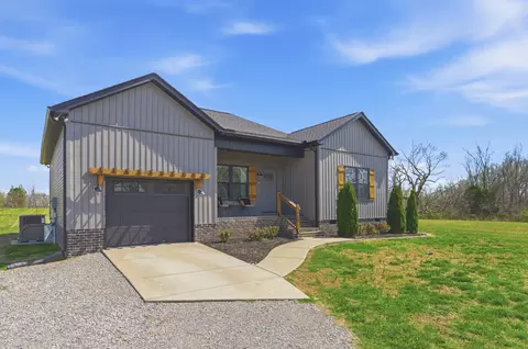 Exterior - 1502 Rock Bridge Rd, Bethpage, TN 37022 photo 3 of 12