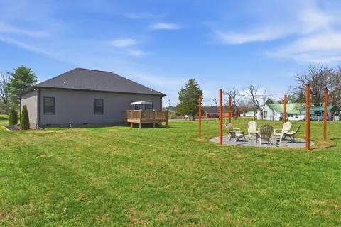 Exterior - 1502 Rock Bridge Rd, Bethpage, TN 37022 photo 9 of 12