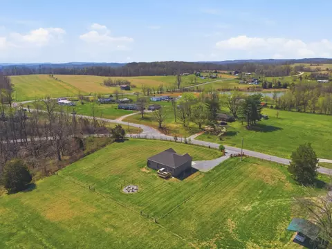View/Area - 1502 Rock Bridge Rd, Bethpage, TN 37022 photo 5 of 8