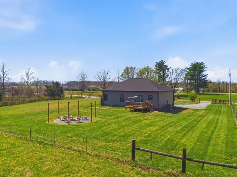 Exterior - 1502 Rock Bridge Rd, Bethpage, TN 37022 photo 12 of 12