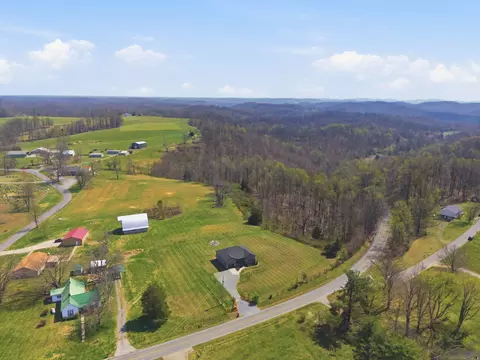 View/Area - 1502 Rock Bridge Rd, Bethpage, TN 37022 photo 8 of 8