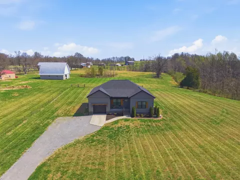 View/Area - 1502 Rock Bridge Rd, Bethpage, TN 37022 photo 1 of 8