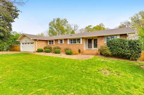 1325 Highland Rd, Chattanooga, TN 37415