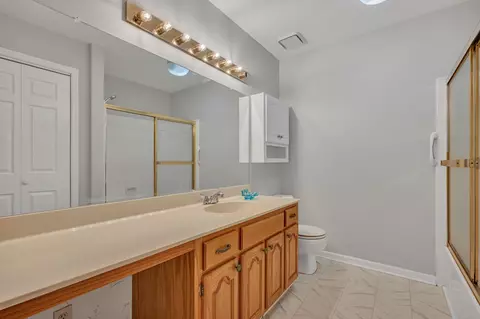 Bath - 2034 Wolfe Rd, White Bluff, TN 37187 photo 2 of 4