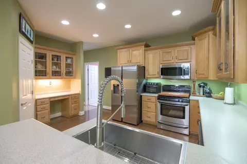 Kitchen - 750 Davis Spring Rd, Tullahoma, TN 37388 photo 7 of 7