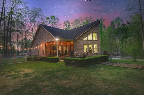 Exterior - 750 Davis Spring Rd, Tullahoma, TN 37388 photo 2 of 19