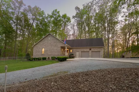 Exterior - 750 Davis Spring Rd, Tullahoma, TN 37388 photo 9 of 19