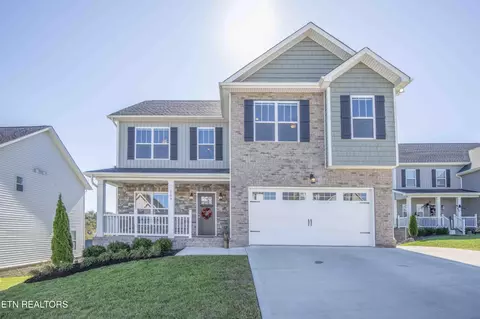 109 Chaseberry Rd, Oak Ridge, TN 37830