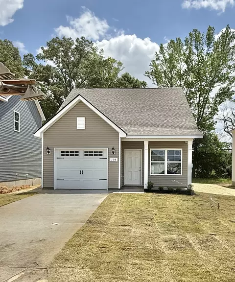 108 Stonehenge Cir, Manchester, TN 37355