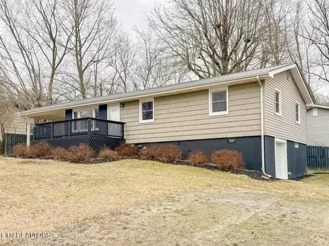 24 Diane St, Crossville, TN 38555