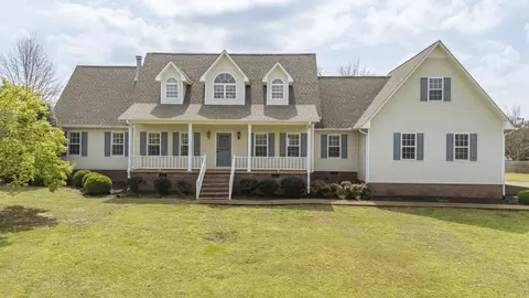 565 Bowen Dr, Savannah, TN 38372