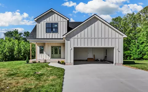 357 Chase Dr, Clarksville, TN 37043