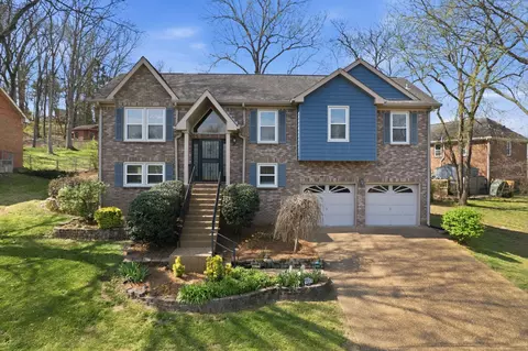 1049 Fitzpatrick Rd, Nashville, TN 37214