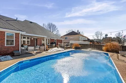 4493 Glenchase Dr, Memphis, TN 38135