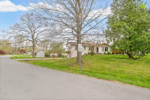 130 Alfred Dr, Clarksville, TN 37043
