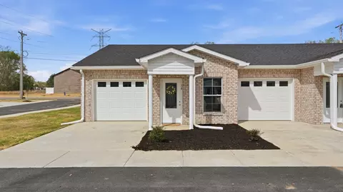 741 Kings Ln #A-2, Tullahoma, TN 37388