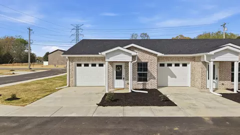 741 Kings Ln #C-14, Tullahoma, TN 37388