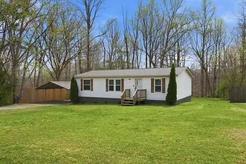 1008 Dogwood Dr, Ashland City, TN 37015