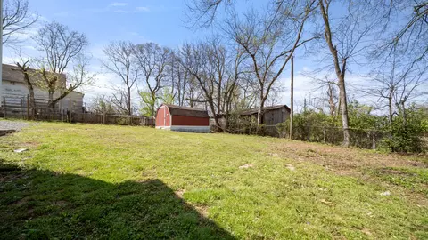 Exterior - 2115 Carter St, Springfield, TN 37172 photo 4 of 7