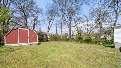 Exterior - 2115 Carter St, Springfield, TN 37172 photo 3 of 7
