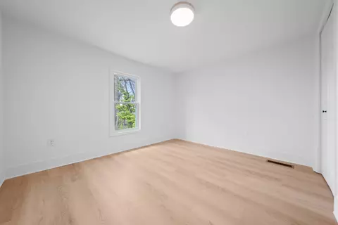 Bedroom - 2115 Carter St, Springfield, TN 37172 photo 9 of 10
