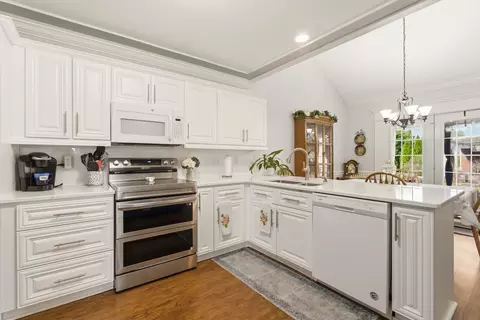 Kitchen - 3333 Berryside Dr, Murfreesboro, TN 37128 photo 1 of 4