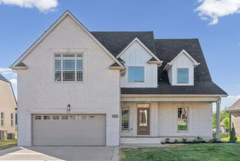 526 Foxglove Ln, Clarksville, TN 37043