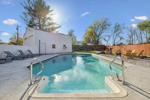Exterior - 104 Juniper Dr, Murfreesboro, TN 37129 photo 11 of 19