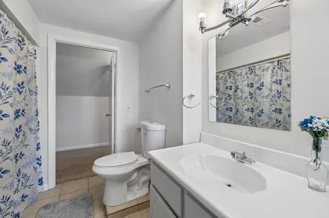 Bath - 104 Juniper Dr, Murfreesboro, TN 37129 photo 7 of 7