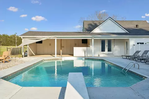 Exterior - 104 Juniper Dr, Murfreesboro, TN 37129 photo 12 of 19