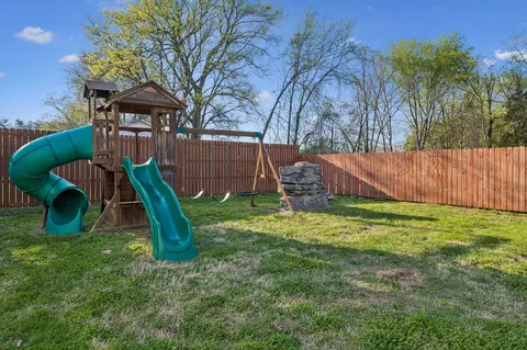 Exterior - 104 Juniper Dr, Murfreesboro, TN 37129 photo 18 of 19