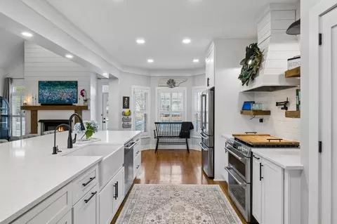 Kitchen - 283 Noah Dr, Franklin, TN 37064 photo 5 of 7