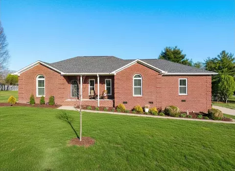 739 Joyce Ave, Lewisburg, TN 37091