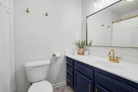 Bath - 7495 Christopher St, Fairview, TN 37062 photo 1 of 2