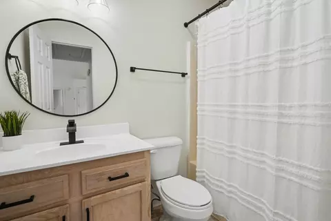 Bath - 7495 Christopher St, Fairview, TN 37062 photo 2 of 2