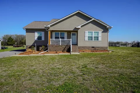 451 James Whitefield Rd, Bethpage, TN 37022
