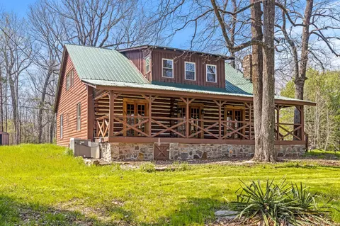 98 Gadsden Ave, Menlo, GA 30731