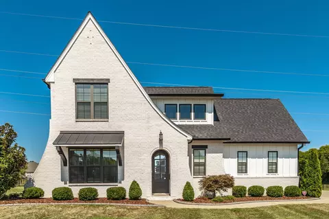 977 Westbrook Dr, Gallatin, TN 37066