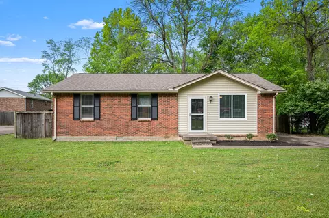 303 Sunrise Cir, Mount Juliet, TN 37122