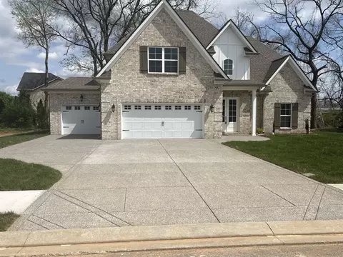 920 Licinius Ln, Murfreesboro, TN 37128