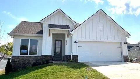 1146 Callaway Dr, Lebanon, TN 37087