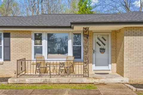 2403 Ashland City Rd, Clarksville, TN 37043